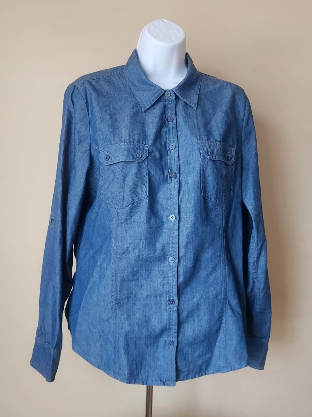 GUESS Denim Shirt Women's‎ Blue Jean Blouse, Large